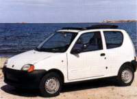 Fiat Seicento mit elektrischem Sonnenverdeck